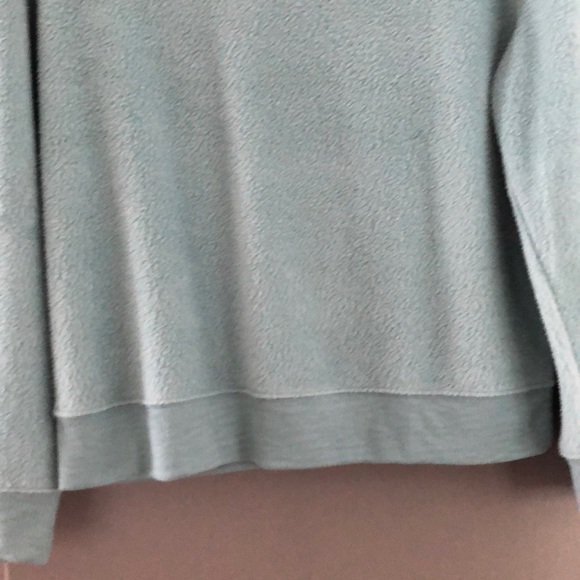 Bundle of  TWO  SIZE  SMALL fleece sweatshirts - Picture 4 of 7